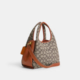 cm550-Lana Shoulder Bag 23 In Signature Jacquard-B4/Cocoa Burnished Amb