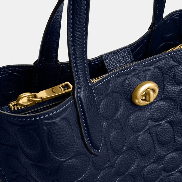 Willow Tote 24 In Signature Leather