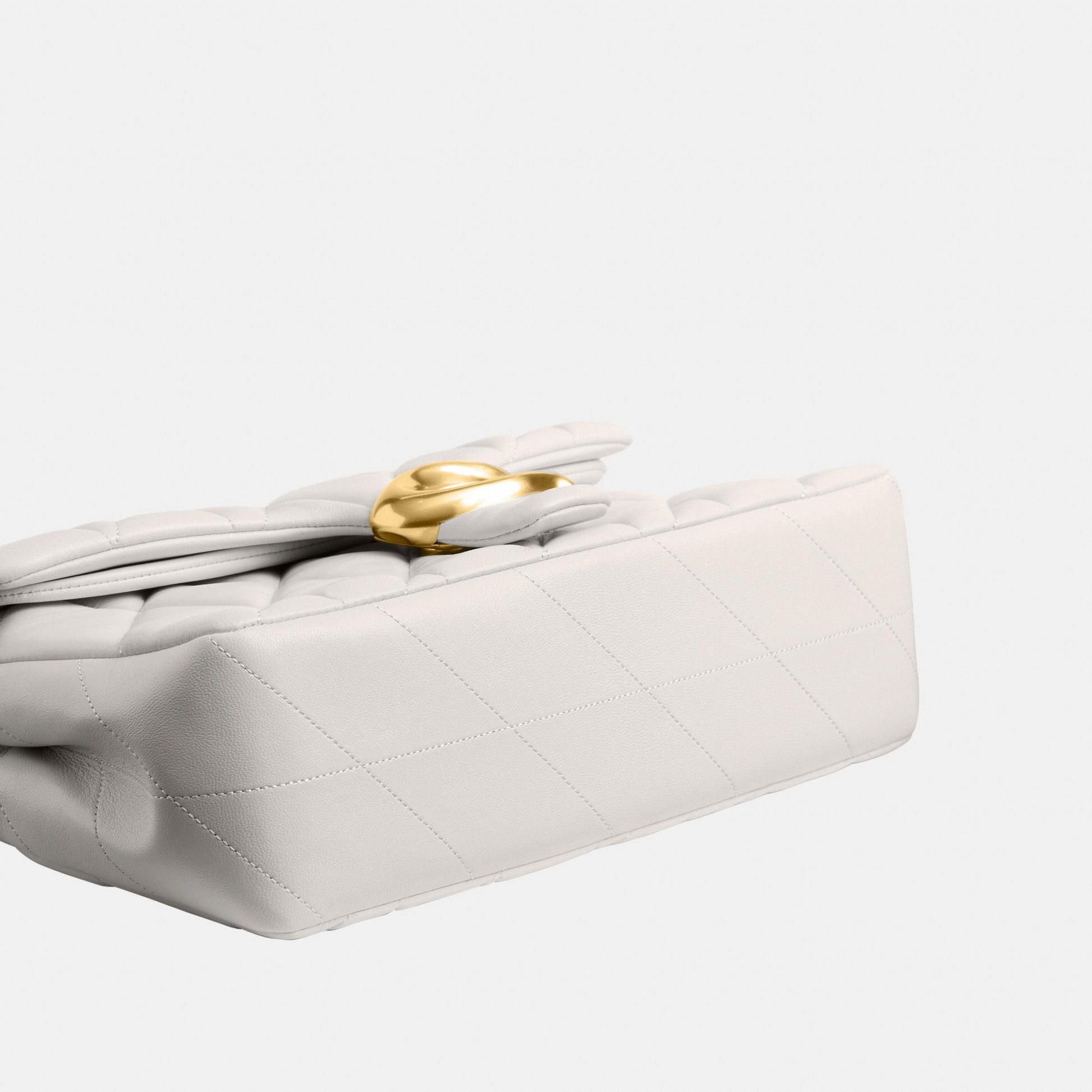 CP150-Tabby Shoulder Bag 26 with Quilting-B4/Chalk