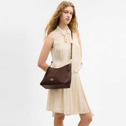 CR148-Laurel Shoulder Bag-Im/Maple