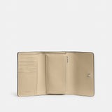 cr545-Essential Medium Flap Wallet In Colorblock