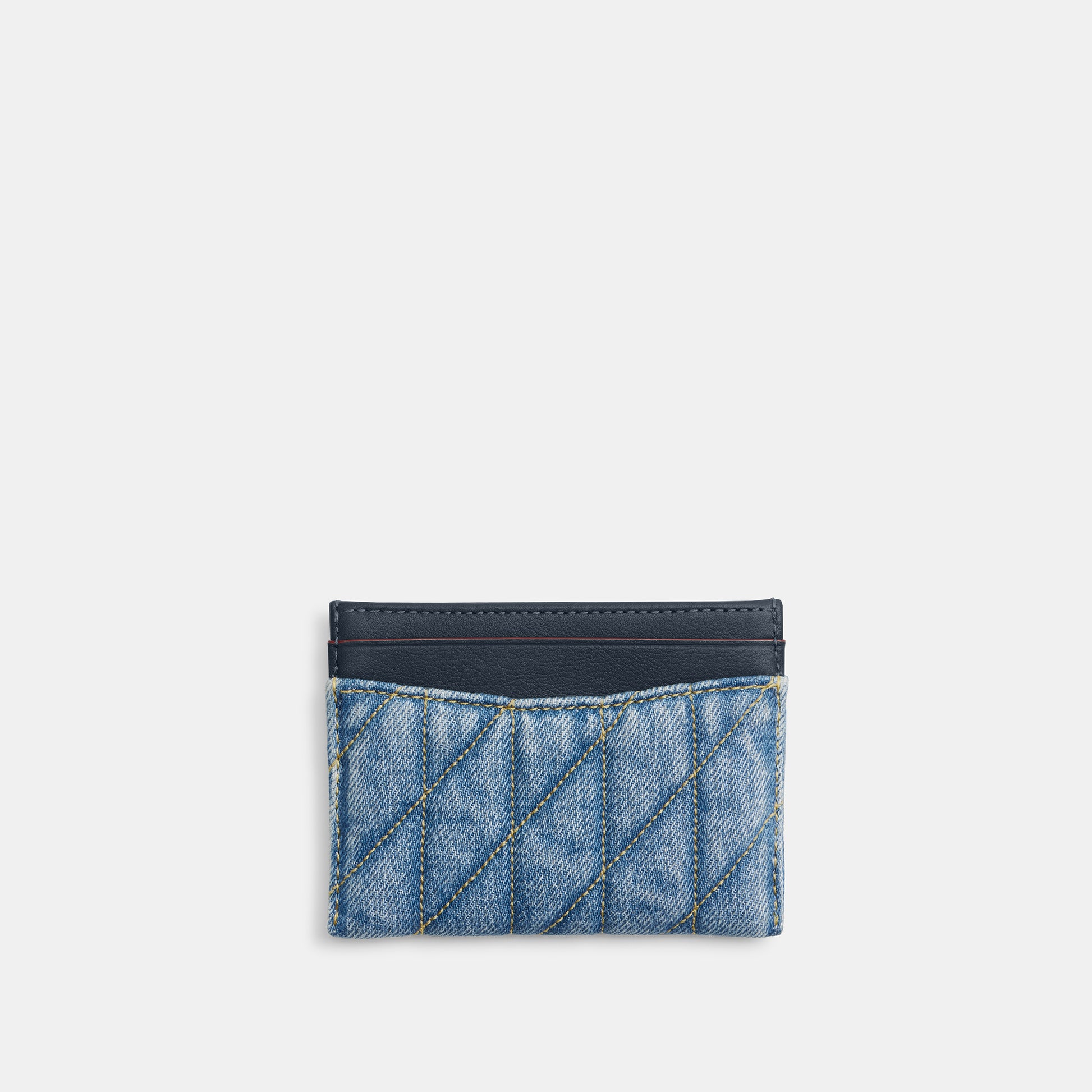 CS130-Essential Card Case With Quilting