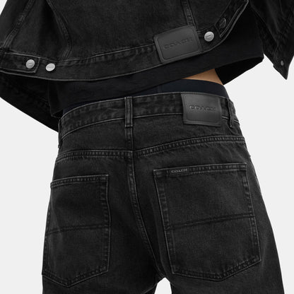 CS196-Black Taper Jean-Black