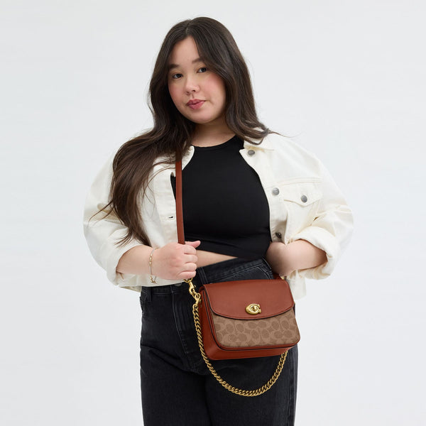 Cassie Crossbody Bag 19 In Signature Canvas
