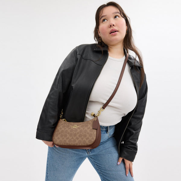 Teri Shoulder Bag In Signature Canvas