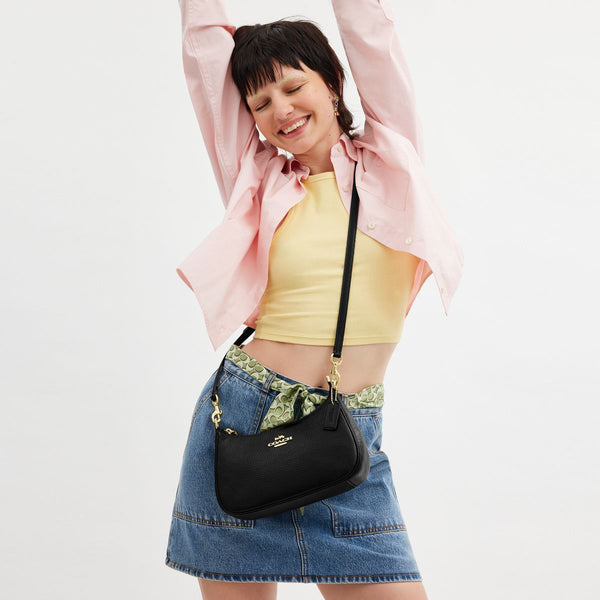 Teri Shoulder Bag