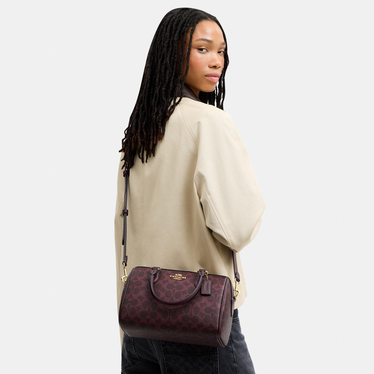 CV961-Rowan Satchel Bag in Signature Canvas-Im/Black Currant Multi