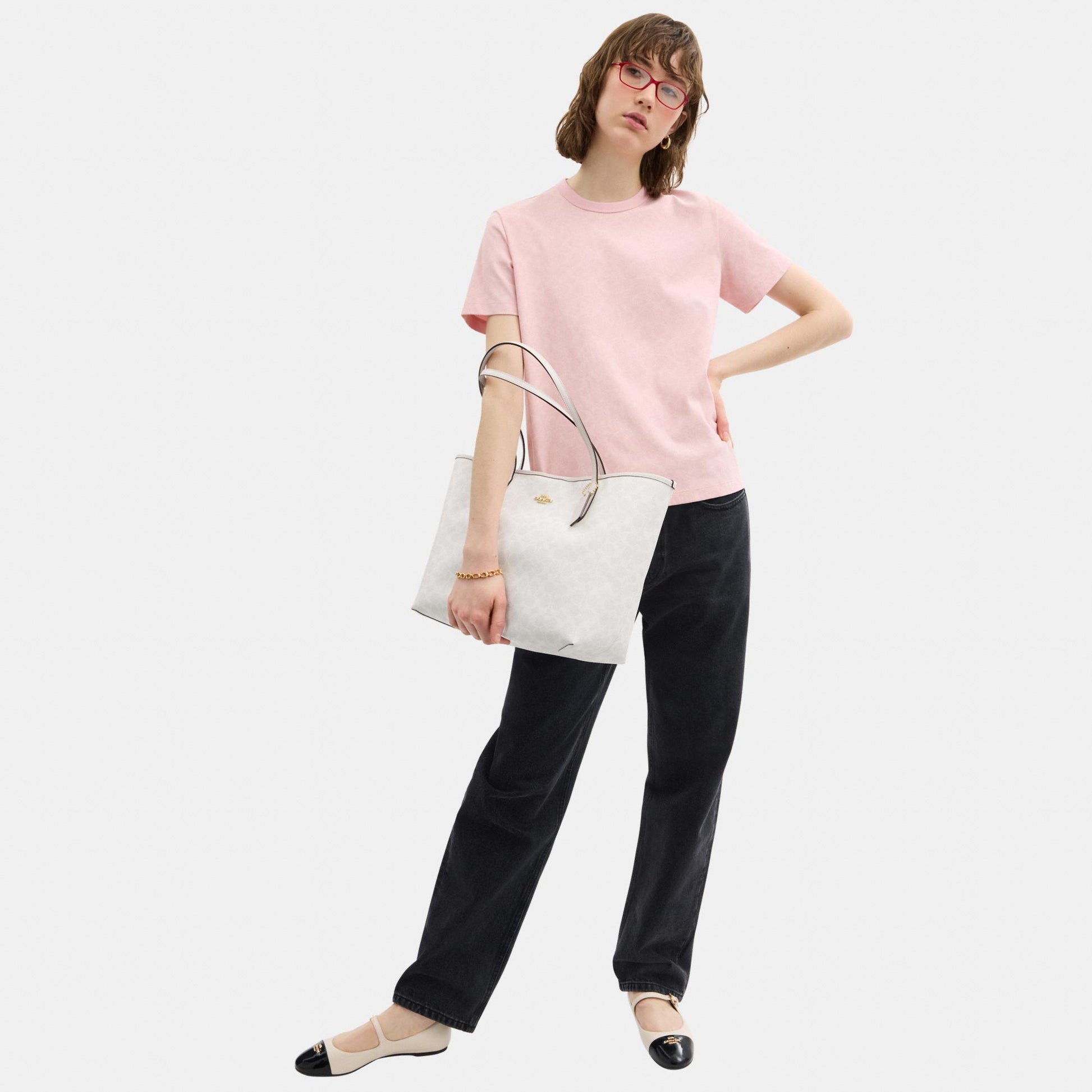 CV976-City Tote Bag in Signature Canvas-Im/White/Chalk