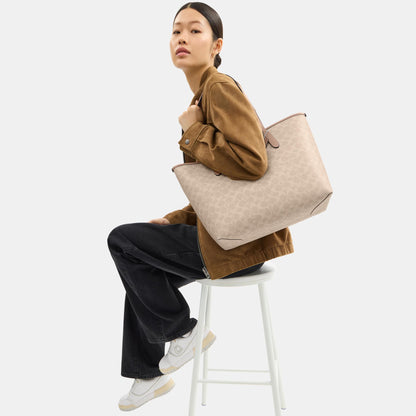 CV976-City Tote Bag In Signature Canvas-Sv/Sand/Taupe