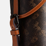 CV987-Hitch Backpack With Horse And Carriage Print-Truffle