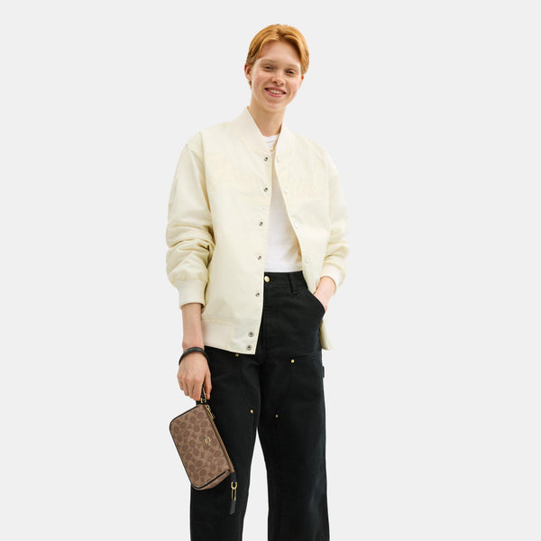 Nolita 19 in Signature Canvas