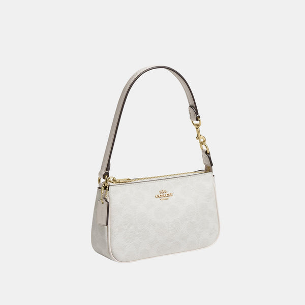Nolita 19 in Signature Canvas