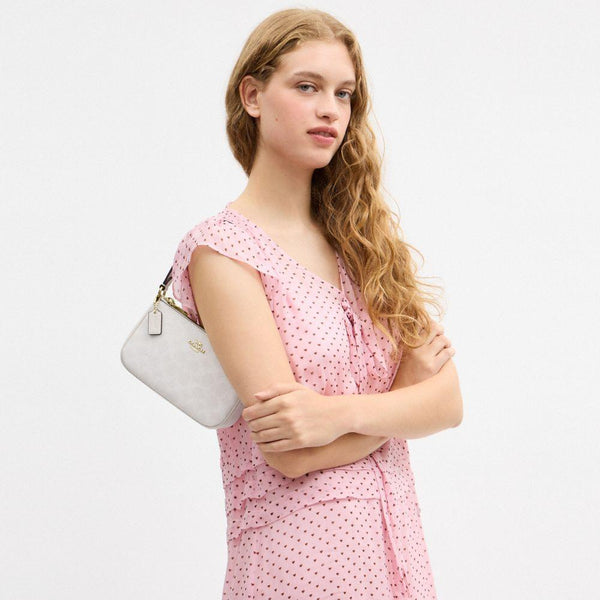 Nolita 19 in Signature Canvas