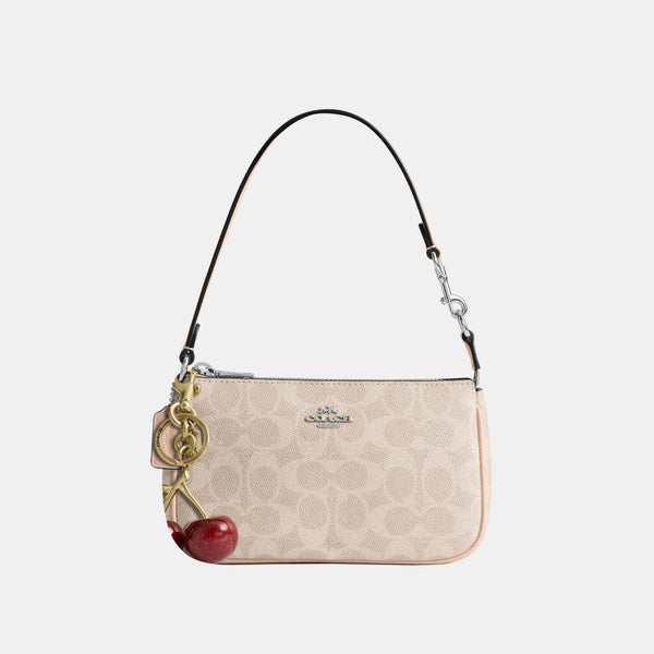 Nolita 19 in Signature Canvas