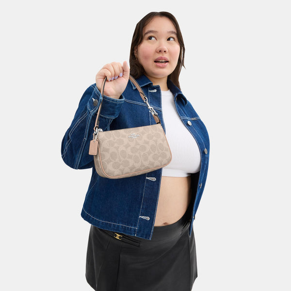 Nolita 19 in Signature Canvas