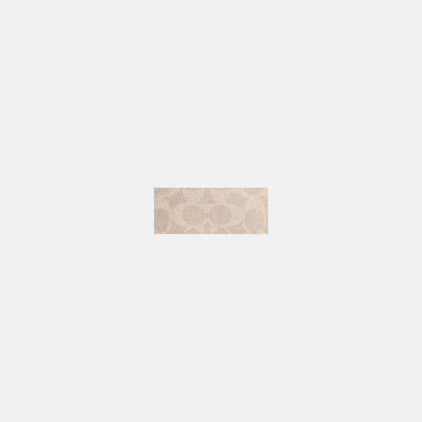 Nolita 19 in Signature Canvas
