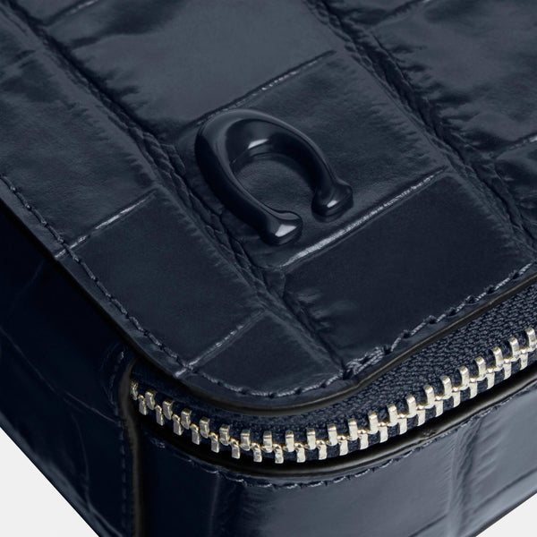 Charter Crossbody 19