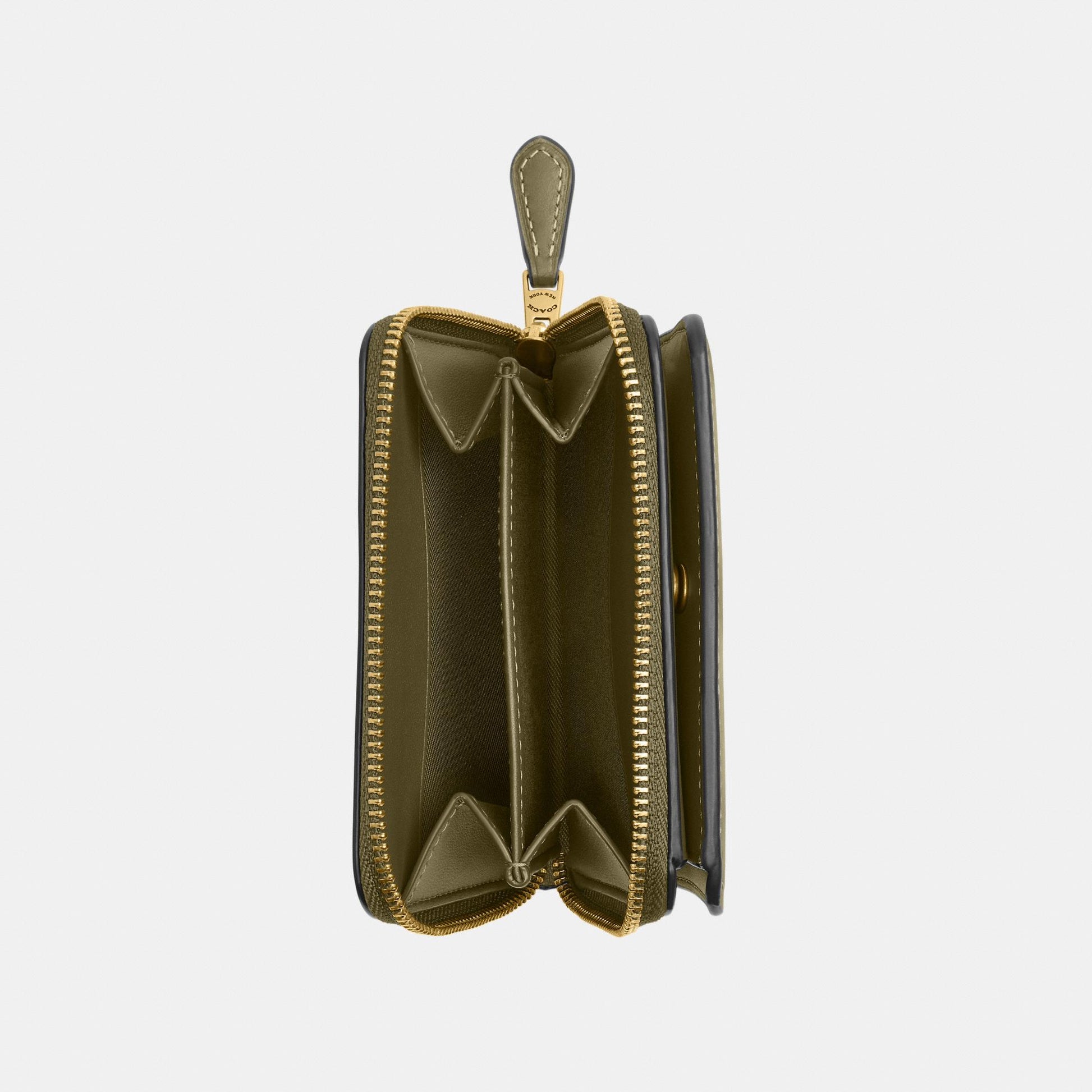 CW564-New York Billfold Wallet-B4/Olive