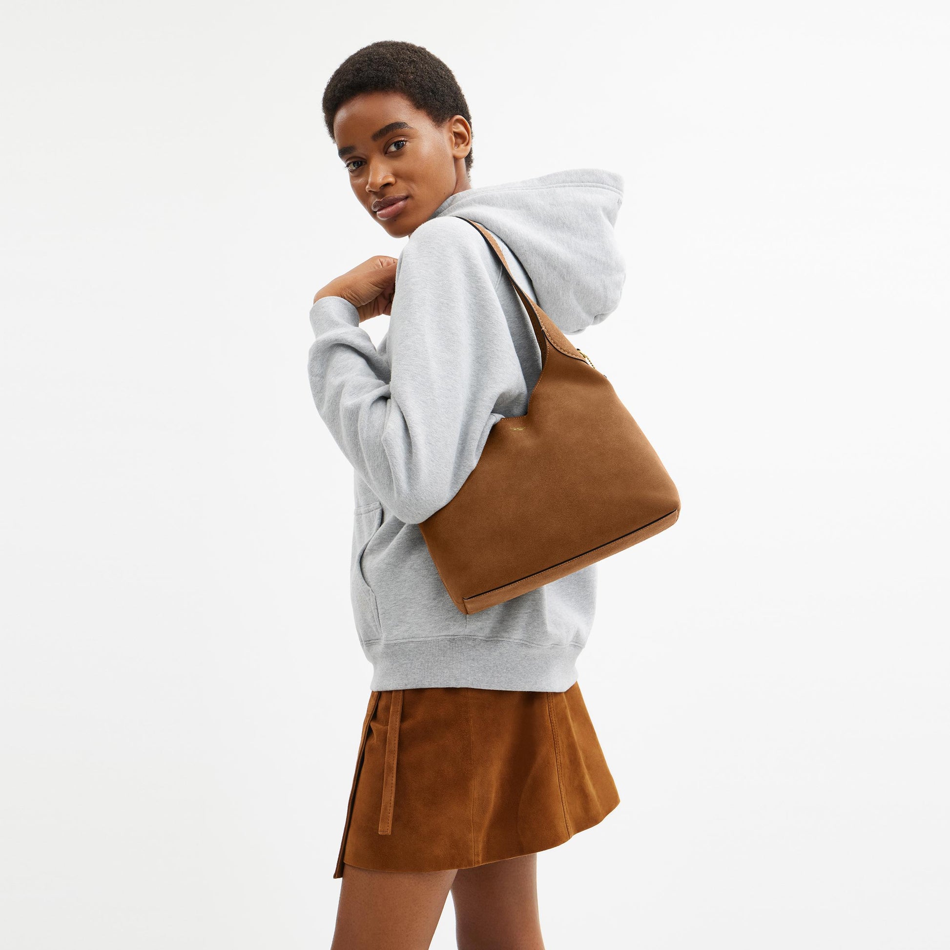 CW637-Brooklyn Shoulder Bag 28-B4/Cedar