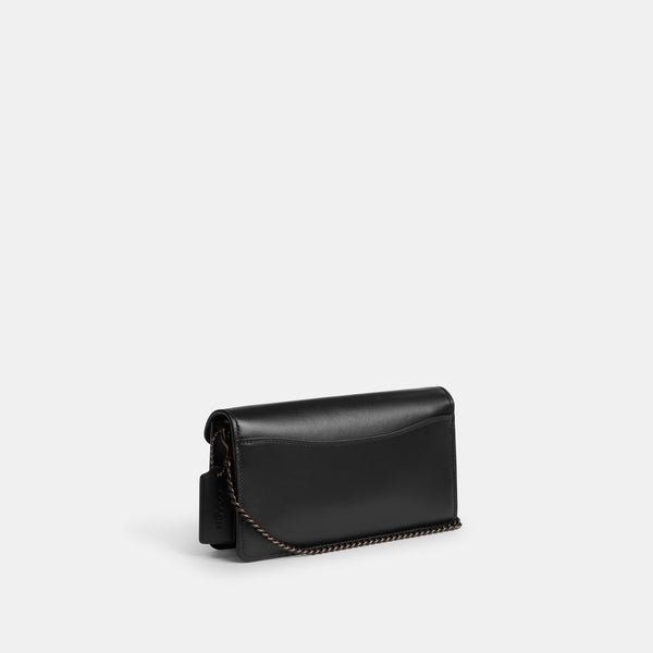 Tabby Chain Clutch