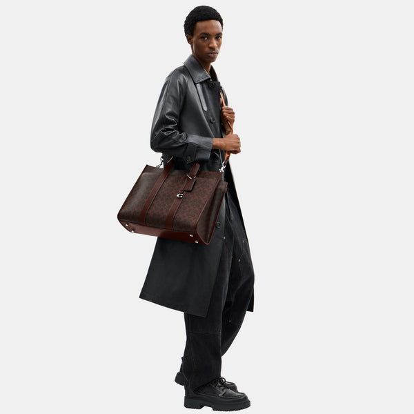 Wesley Tote in Signature Canvas