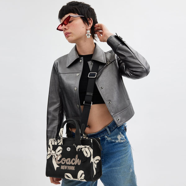 Cargo Tote Bag 26 With Bow Print