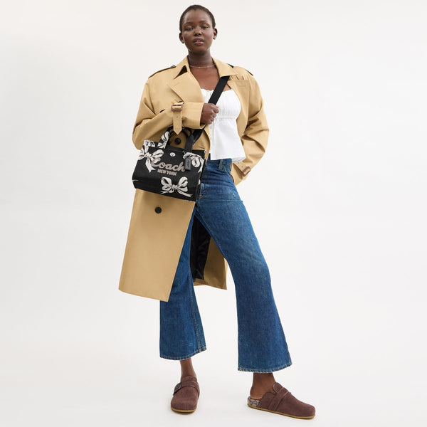 Cargo Tote Bag 26 With Bow Print