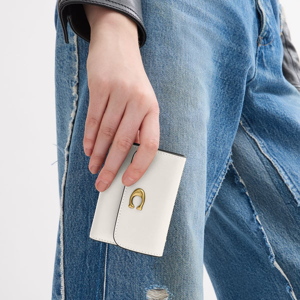 Essential Card Holder Wallet
