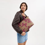 CZ174-Gallery Tote Bag In Signature Canvas With Bow Print-Sv/Tan/Pink Multi