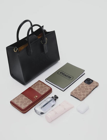 Ace Tote 26