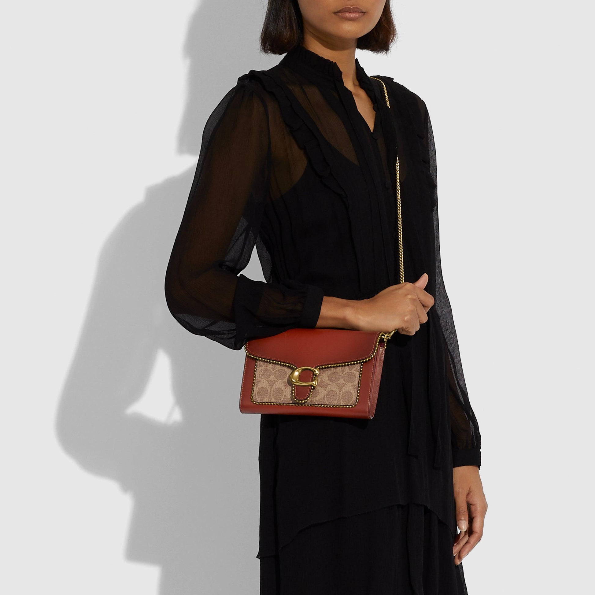 Tabby Chain Clutch In Signature Canvas With Beadchain - COACH Saudi Arabia Official Site