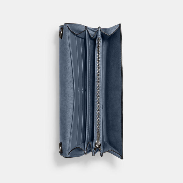 Tabby Chain Clutch