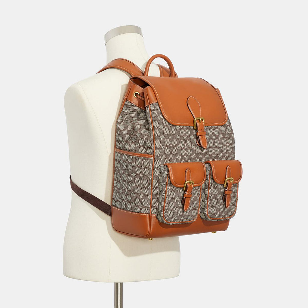 Frankie Backpack In Signature Textile Jacquard - COACH Saudi Arabia Official Site