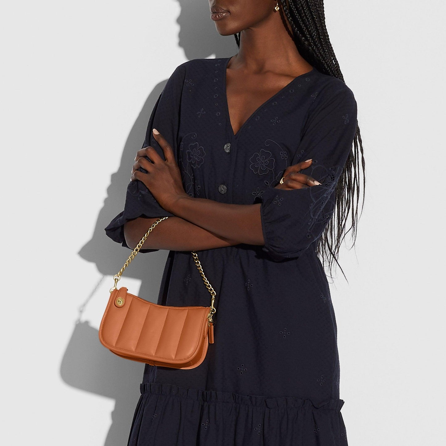 Swinger 20 With Quilting - COACH Saudi Arabia Official Site