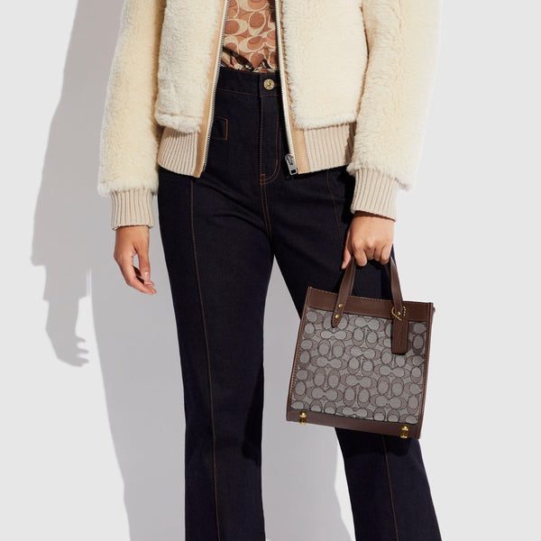 Field Tote 22 In Signature Jacquard