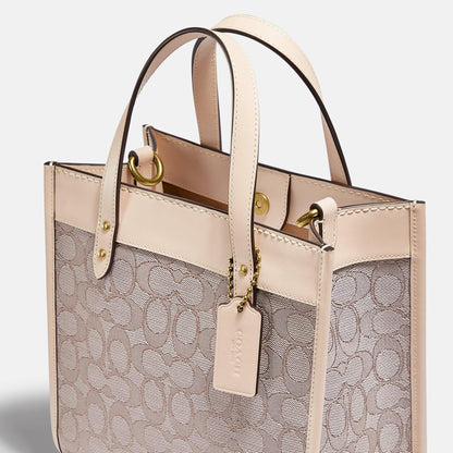 Field Tote 22 In Signature Jacquard - COACH Saudi Arabia Official Site