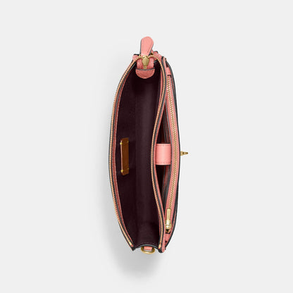 Noa Pop-Up Messenger - COACH Saudi Arabia Official Site