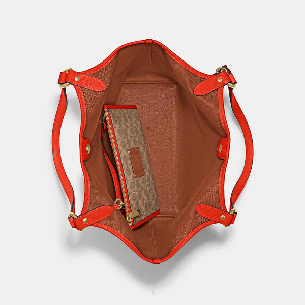 حقيبة "داي توت Day Tote"