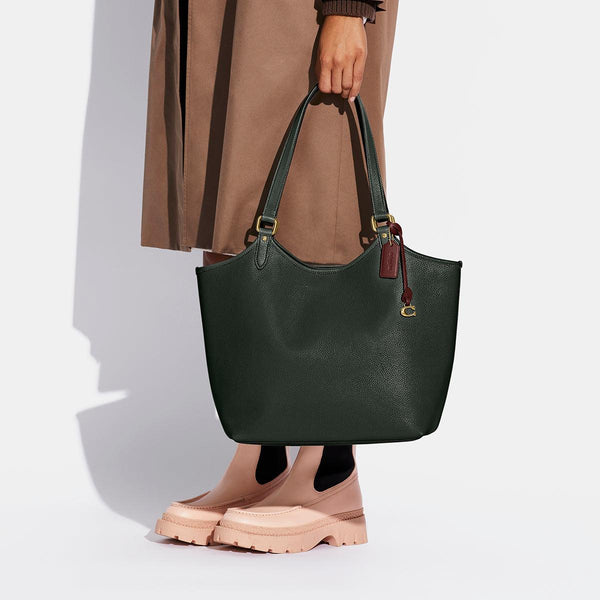 حقيبة "داي توت Day Tote"