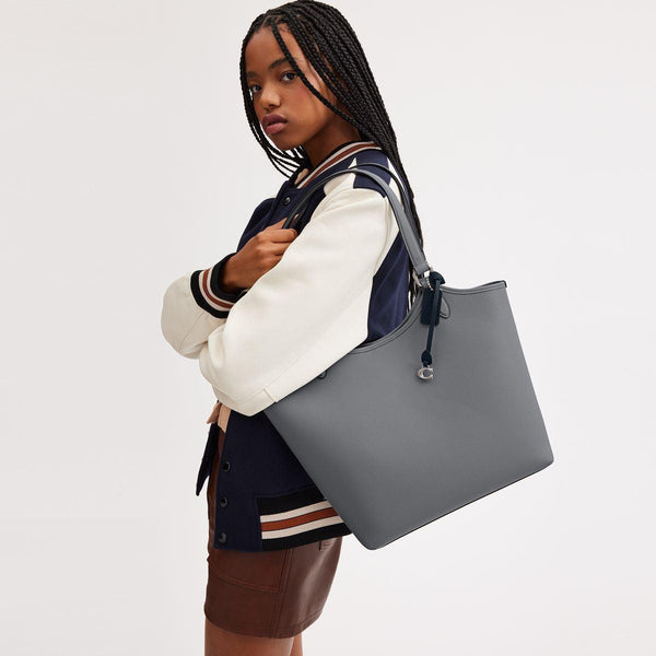 حقيبة "داي توت Day Tote"