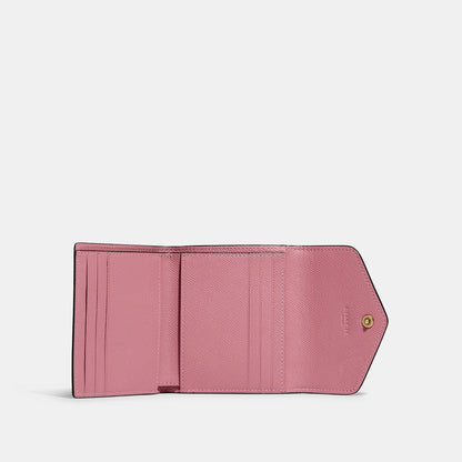 Wyn Small Wallet - COACH Saudi Arabia Official Site