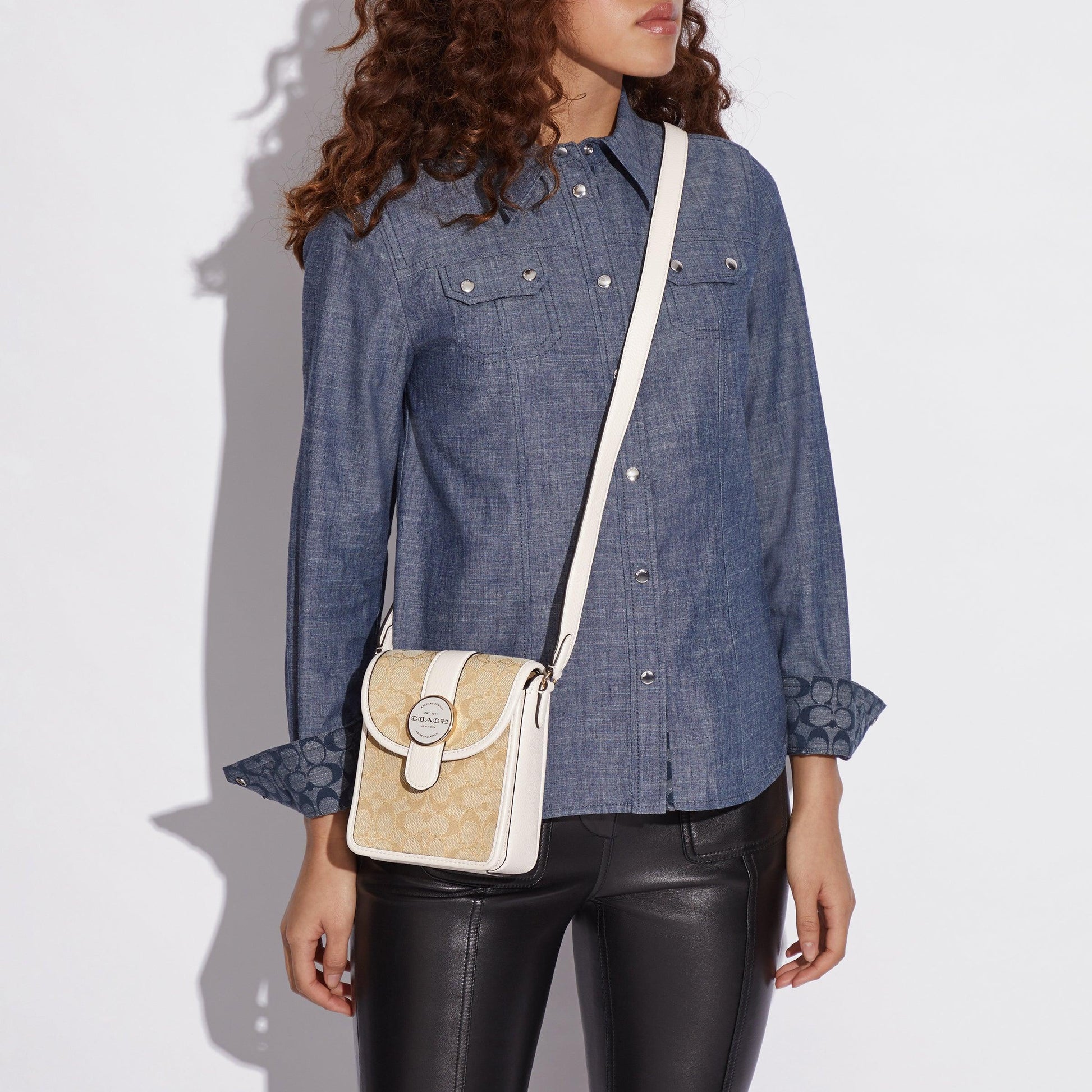 North/South Lonnie Crossbody In Signature Jacquard - COACH Saudi Arabia Official Site