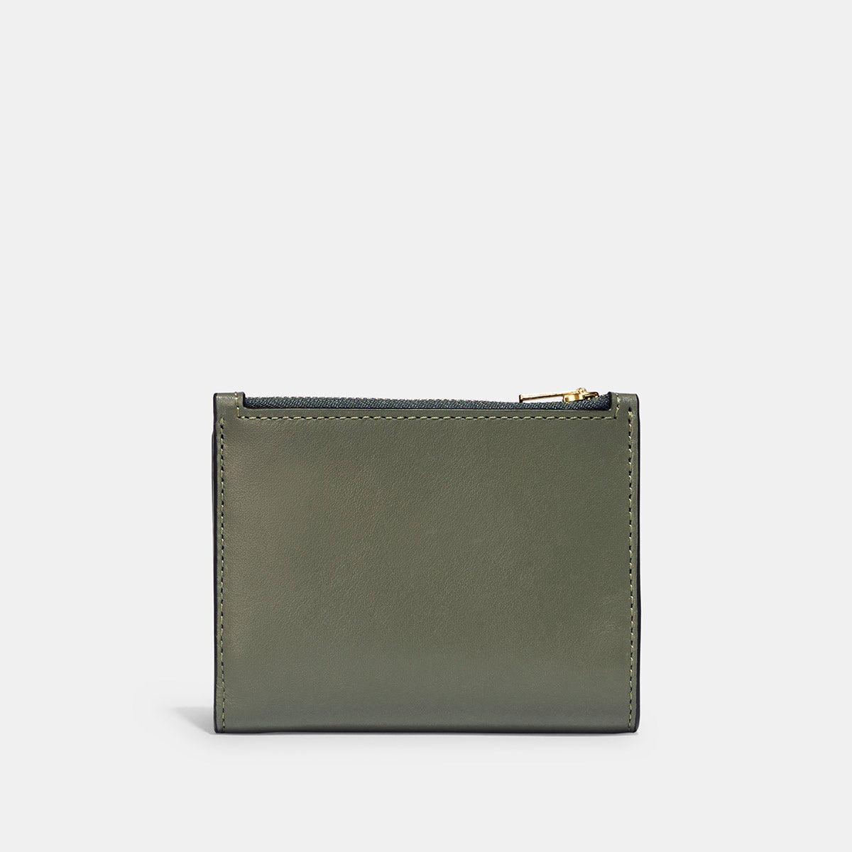 Bifold Snap Wallet - COACH Saudi Arabia Official Site