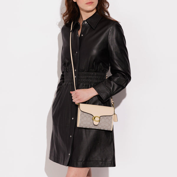 Tabby Chain Clutch In Signature Jacquard