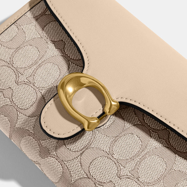Tabby Chain Clutch In Signature Jacquard