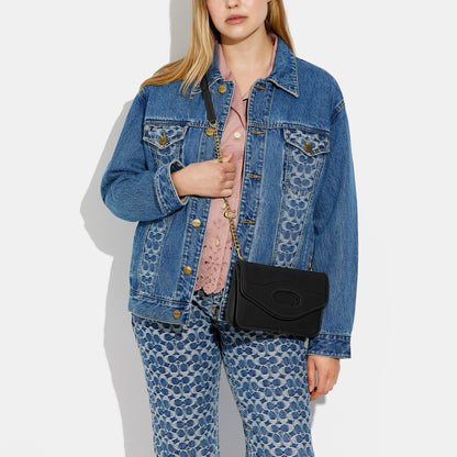 Foldover Cut Out Clutch Crossbody - COACH Saudi Arabia Official Site