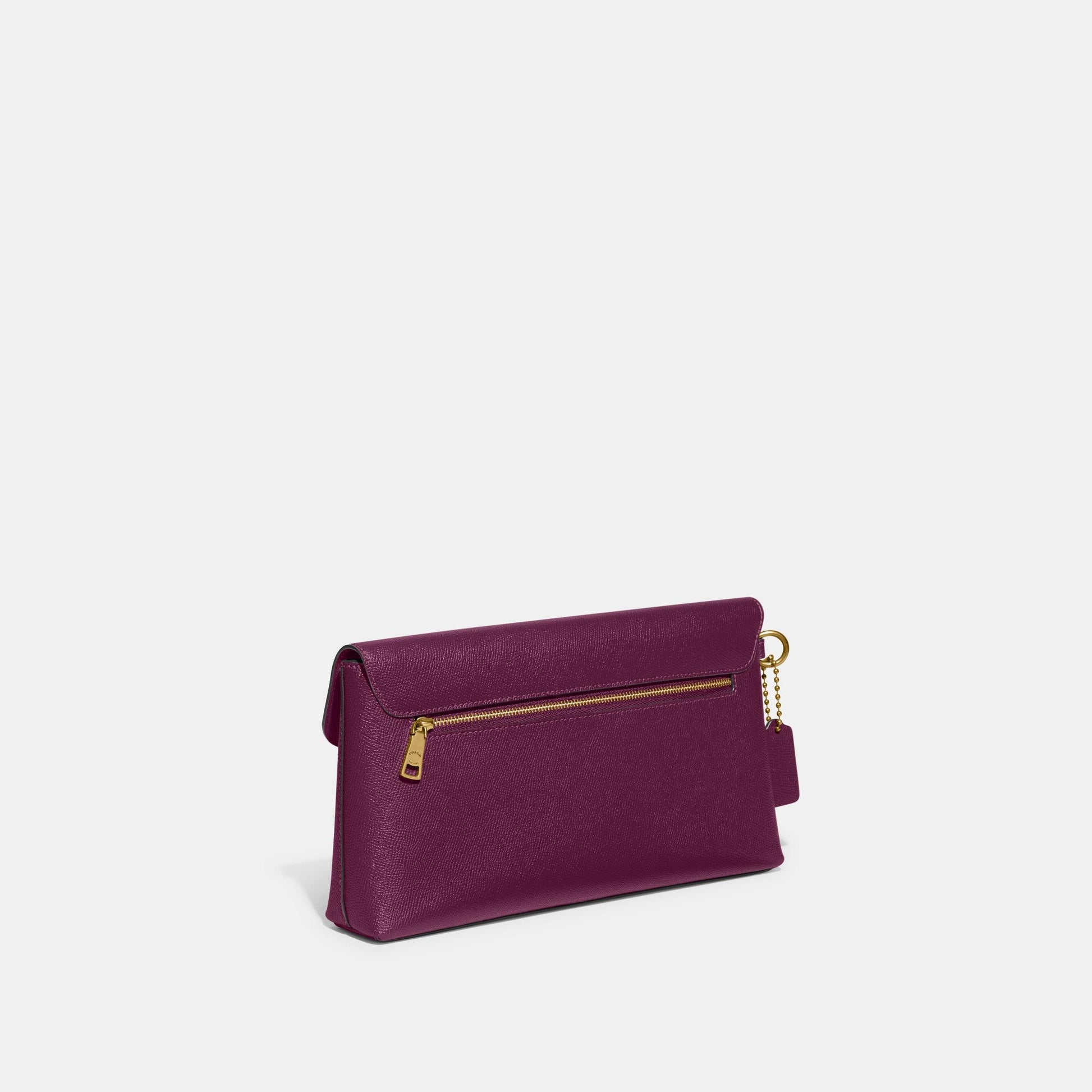 Wyn Clutch - COACH Saudi Arabia Official Site