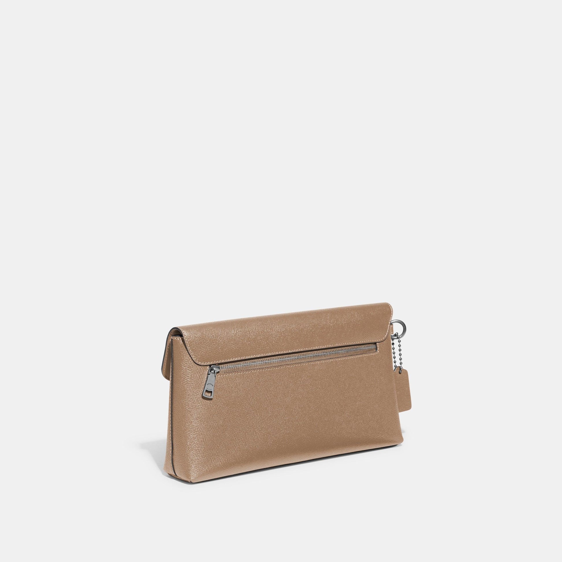 Wyn Clutch - COACH Saudi Arabia Official Site