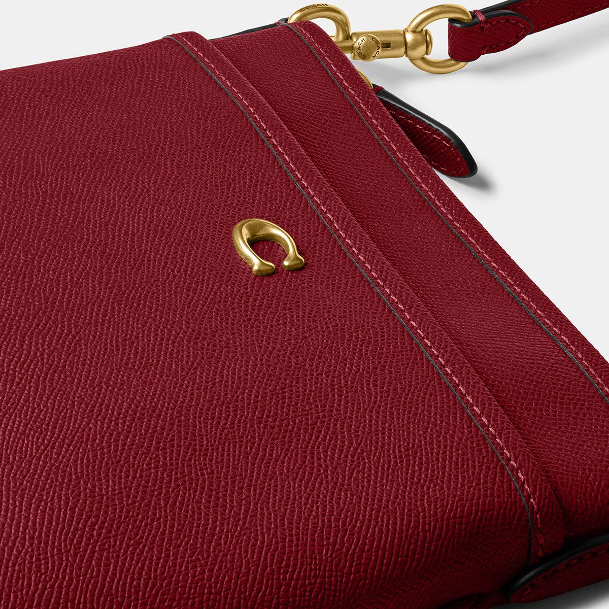 Kitt Messenger Crossbody - COACH Saudi Arabia Official Site