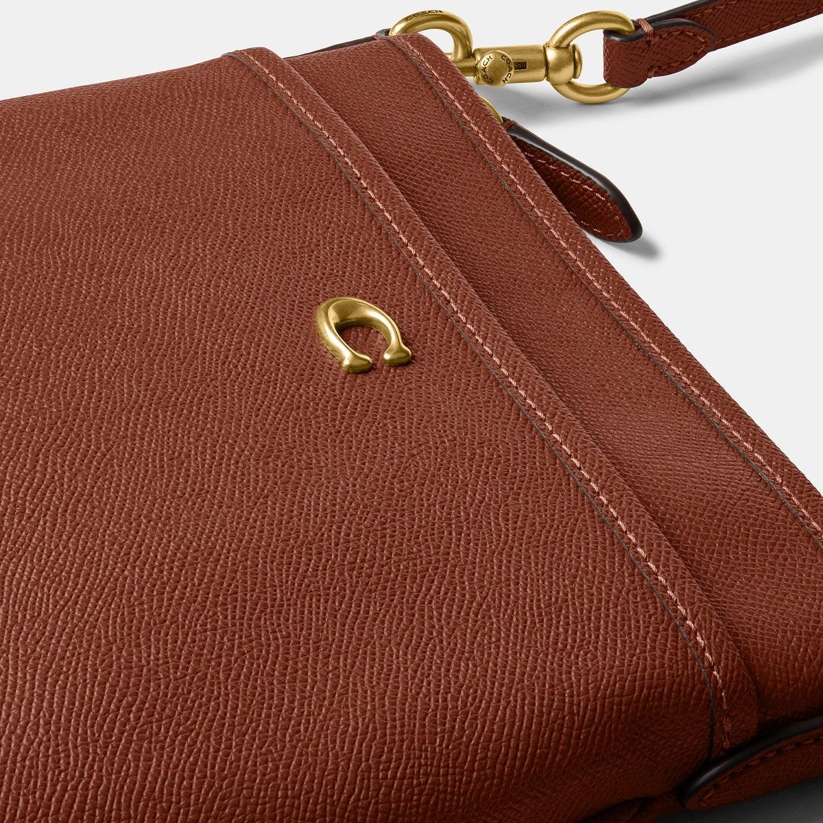 Kitt Messenger Crossbody - COACH Saudi Arabia Official Site
